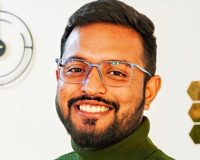 Shubham Singh, Co-founder